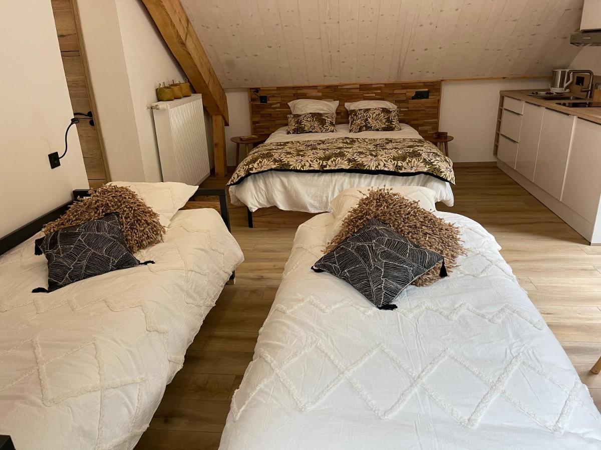 Chambres D'Hotes Les Chambres D'Elsa Albiez-Montrond Esterno foto