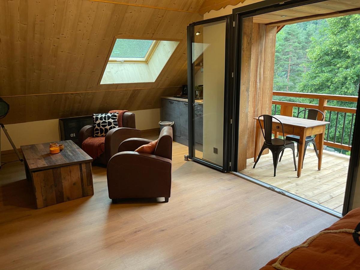 Chambres D'Hotes Les Chambres D'Elsa Albiez-Montrond Esterno foto