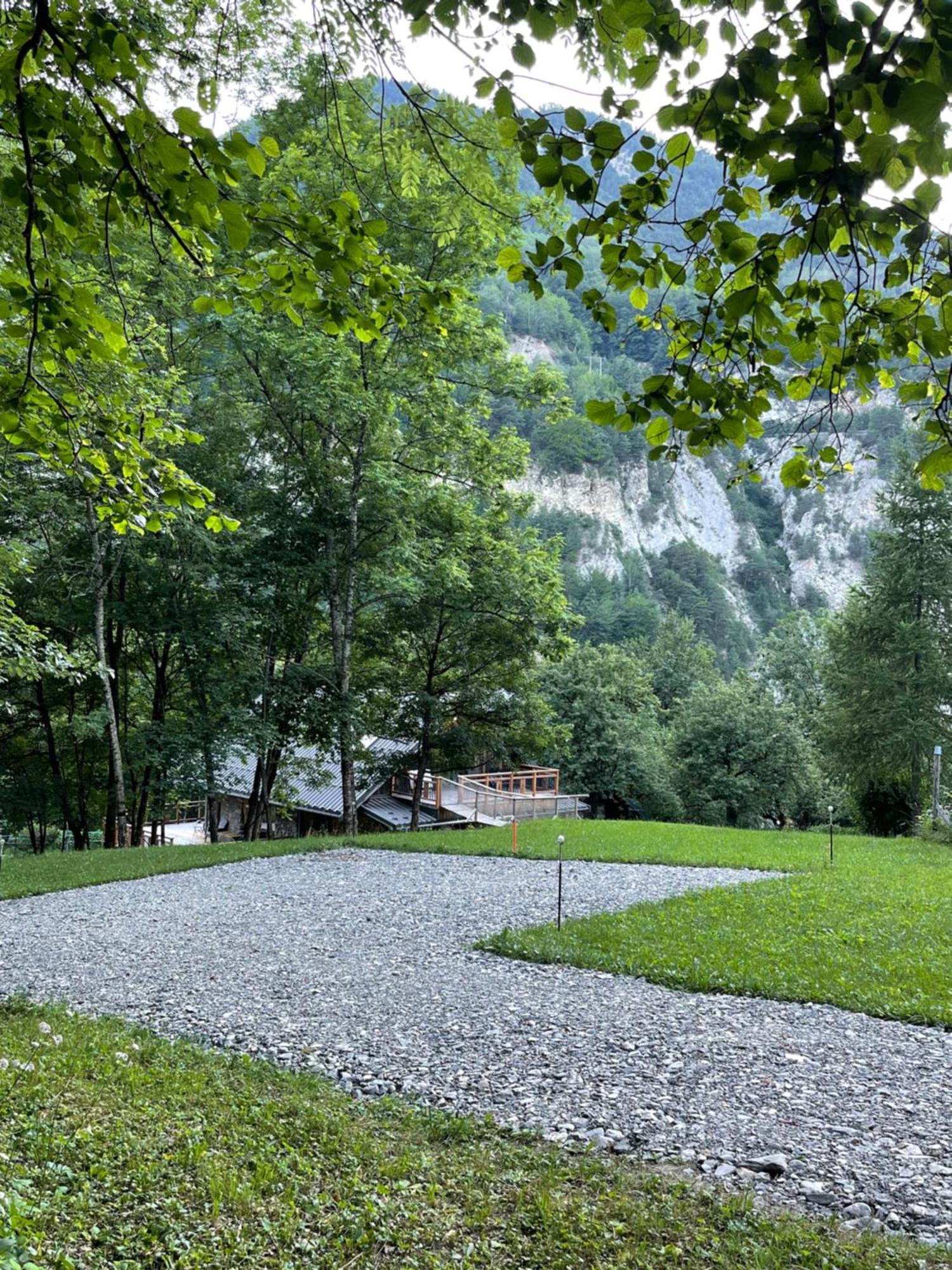 Chambres D'Hotes Les Chambres D'Elsa Albiez-Montrond Esterno foto